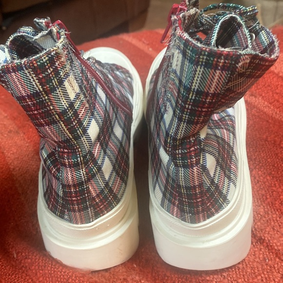 JEFFREY CAMPBELL TARTAN PLAID SNEAKER BOOTIES SZ 8.5 - Picture 6 of 9
